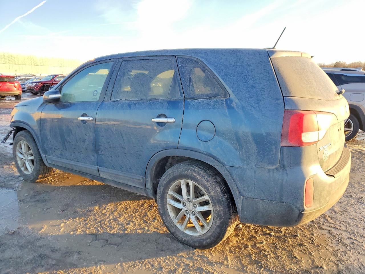 2014 KIA SORENTO LX photo 3