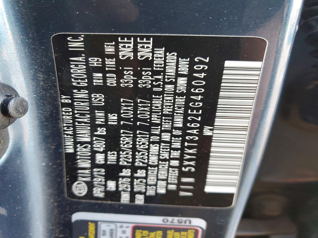 2014 KIA SORENTO LX photo 25