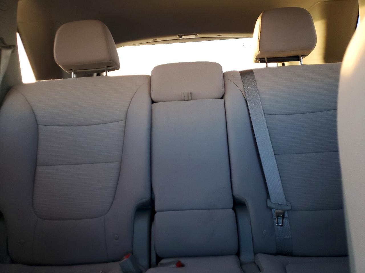 2014 KIA SORENTO LX photo 19