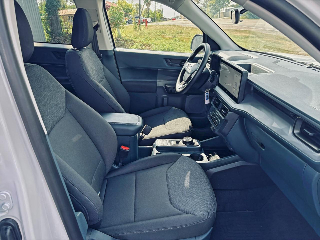 2025 FORD MAVERICK XL photo 5
