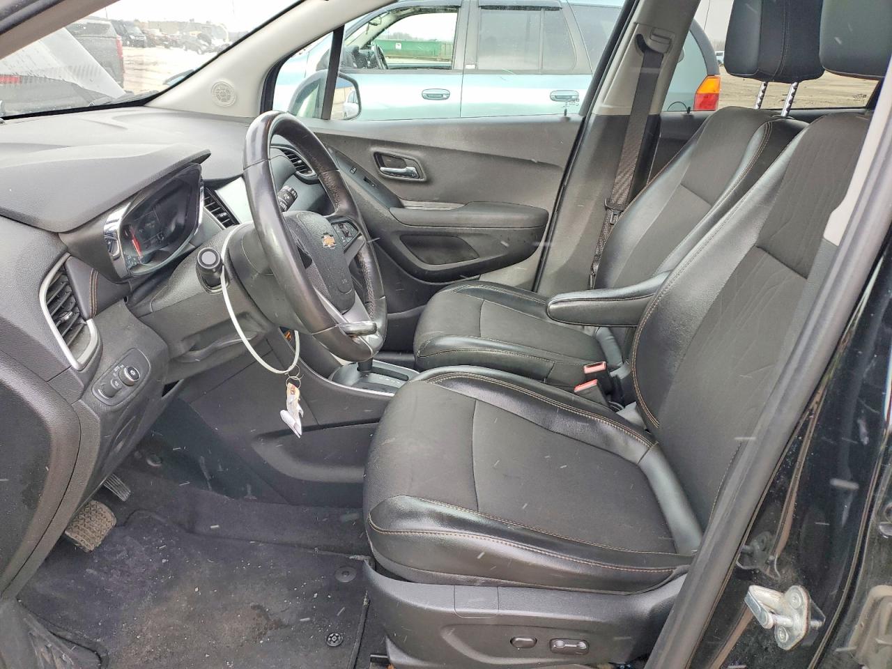 2017 CHEVROLET TRAX 1LT photo 7