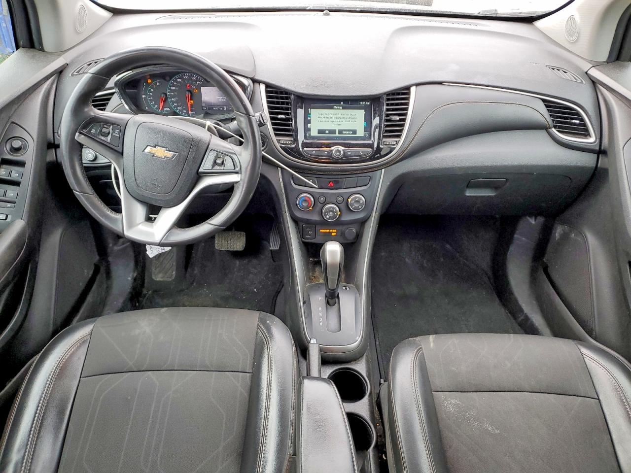2017 CHEVROLET TRAX 1LT photo 8