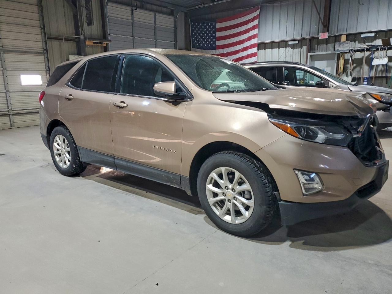 2018 CHEVROLET EQUINOX LT photo 4