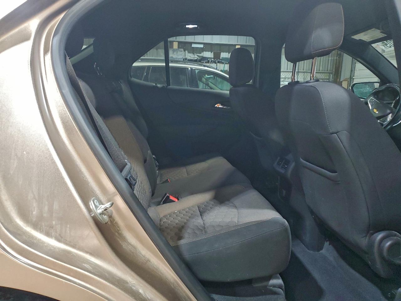 2018 CHEVROLET EQUINOX LT photo 11