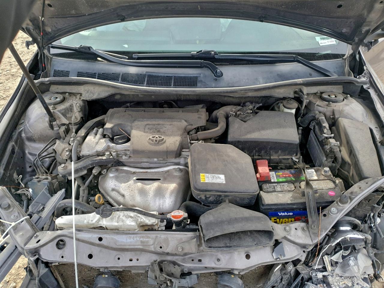 2016 TOYOTA CAMRY LE photo 11