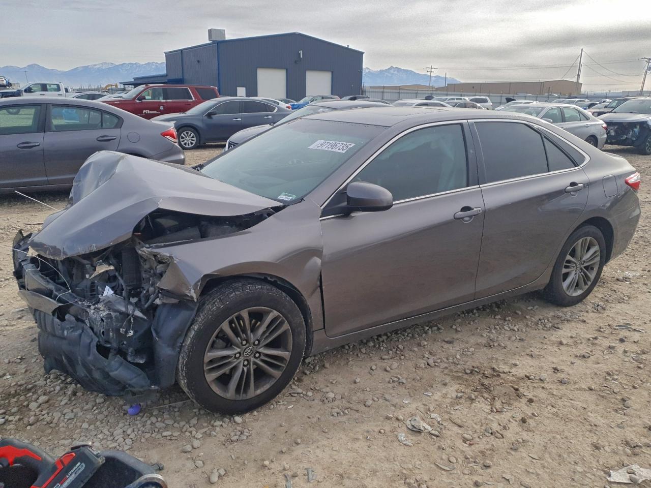 2016 TOYOTA CAMRY
