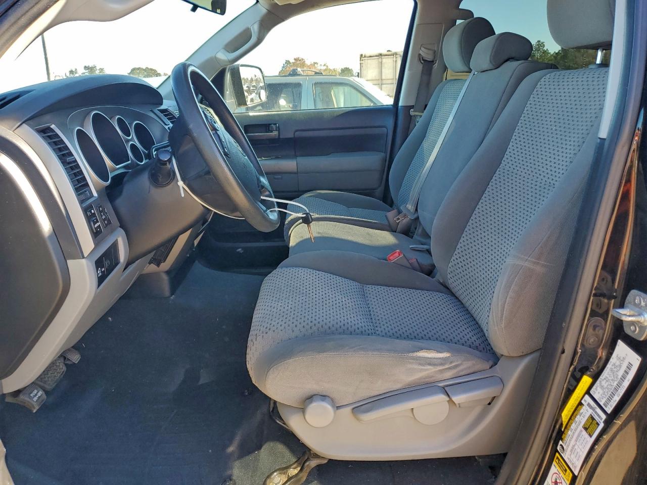 2013 TOYOTA TUNDRA CREWMAX SR5 photo 7