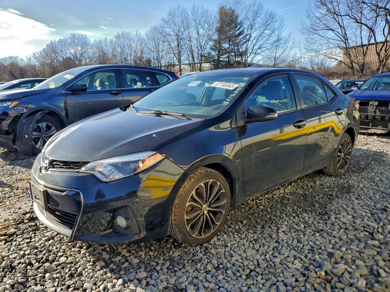 2015 TOYOTA COROLLA
