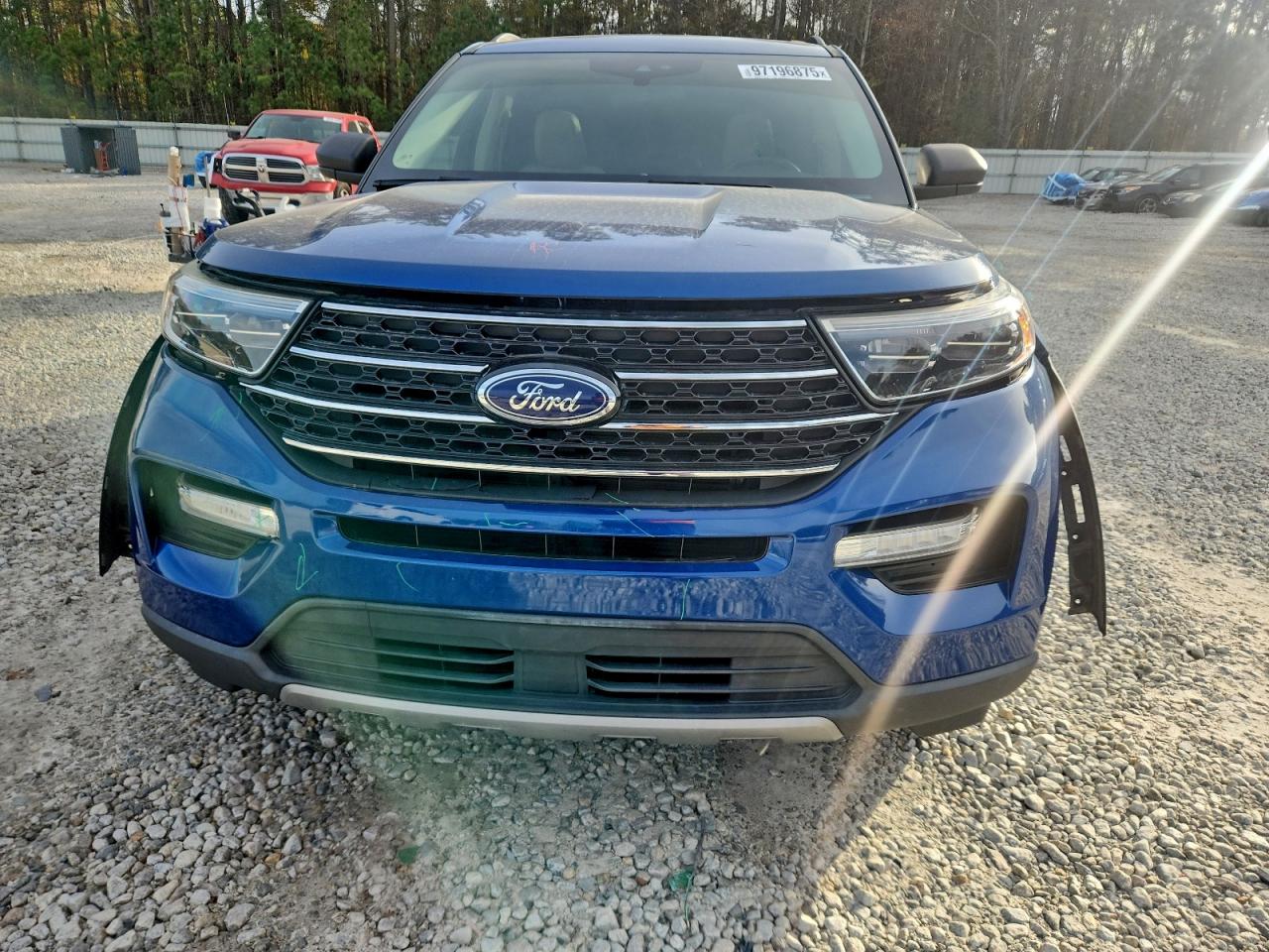 2020 FORD EXPLORER XLT photo 9