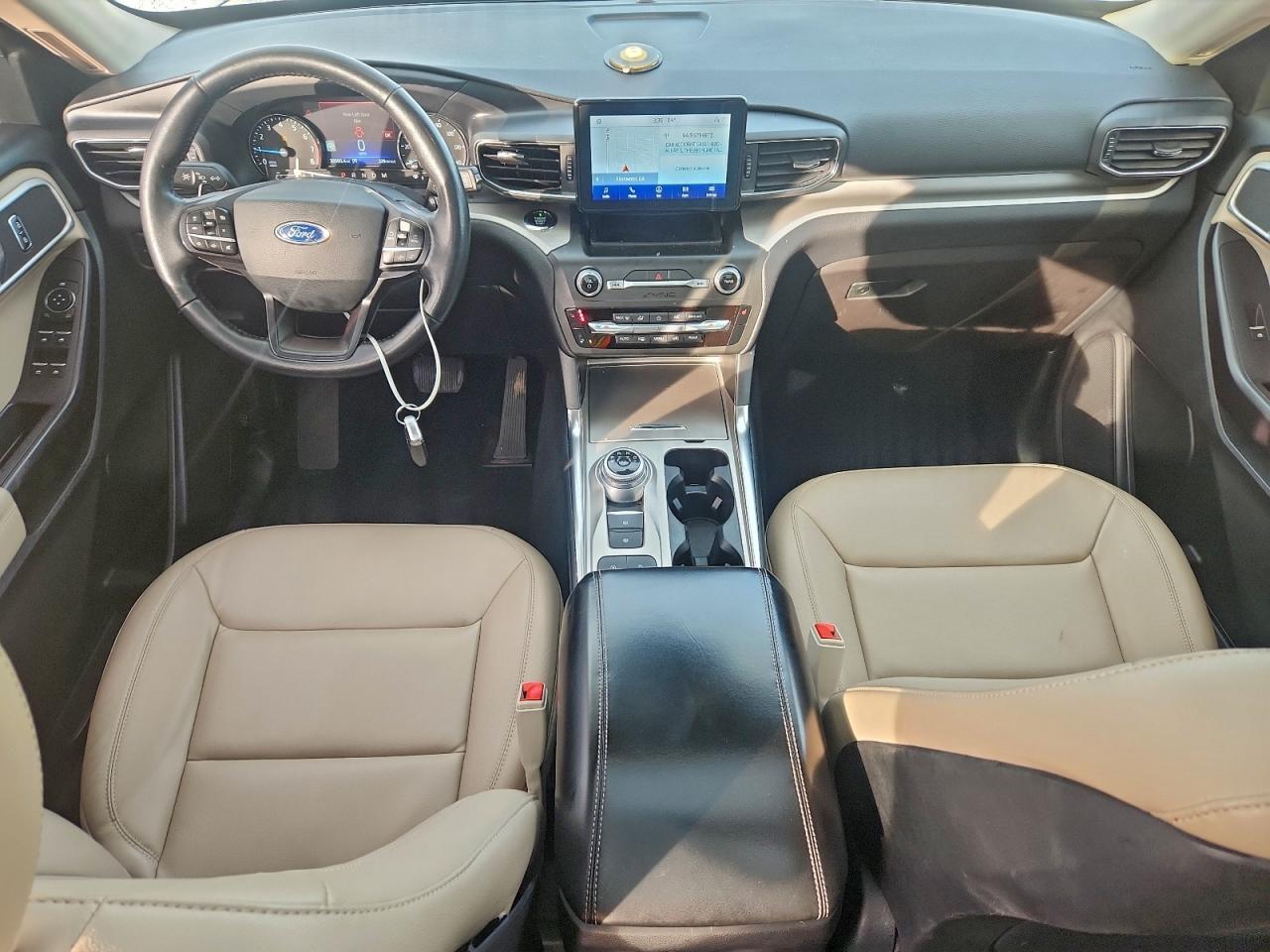 2020 FORD EXPLORER XLT photo 15