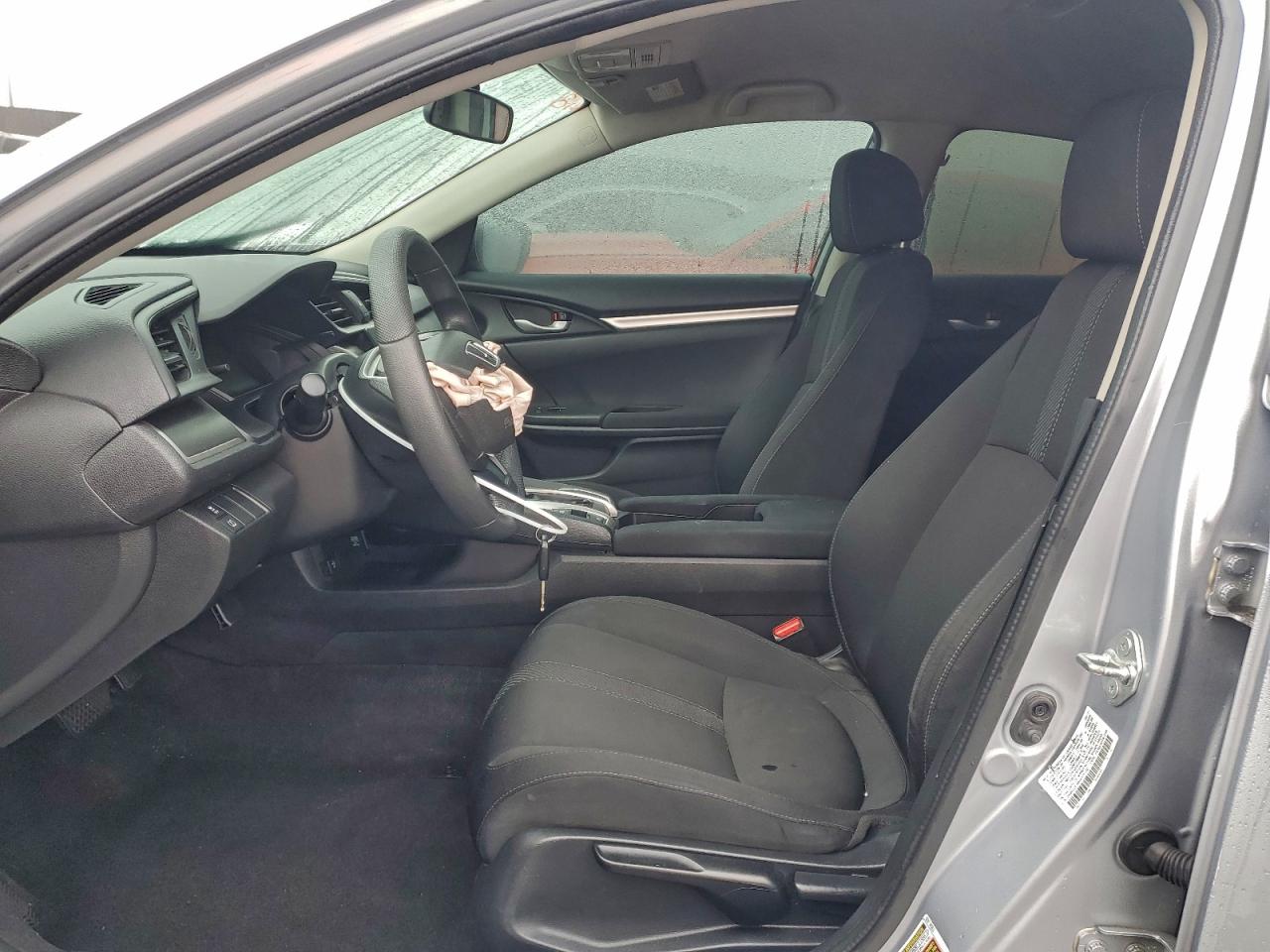 2017 HONDA CIVIC LX photo 7