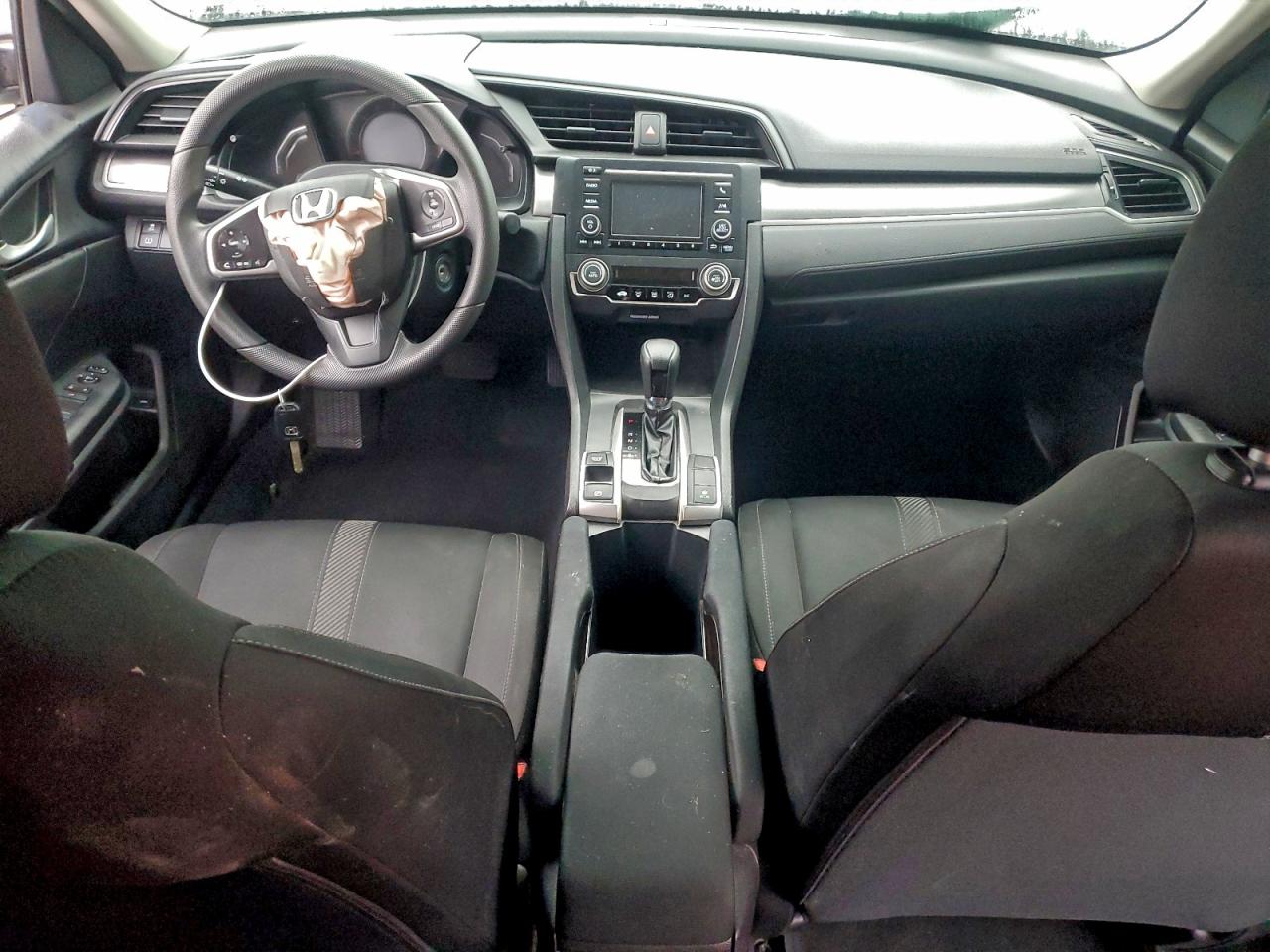 2017 HONDA CIVIC LX photo 8