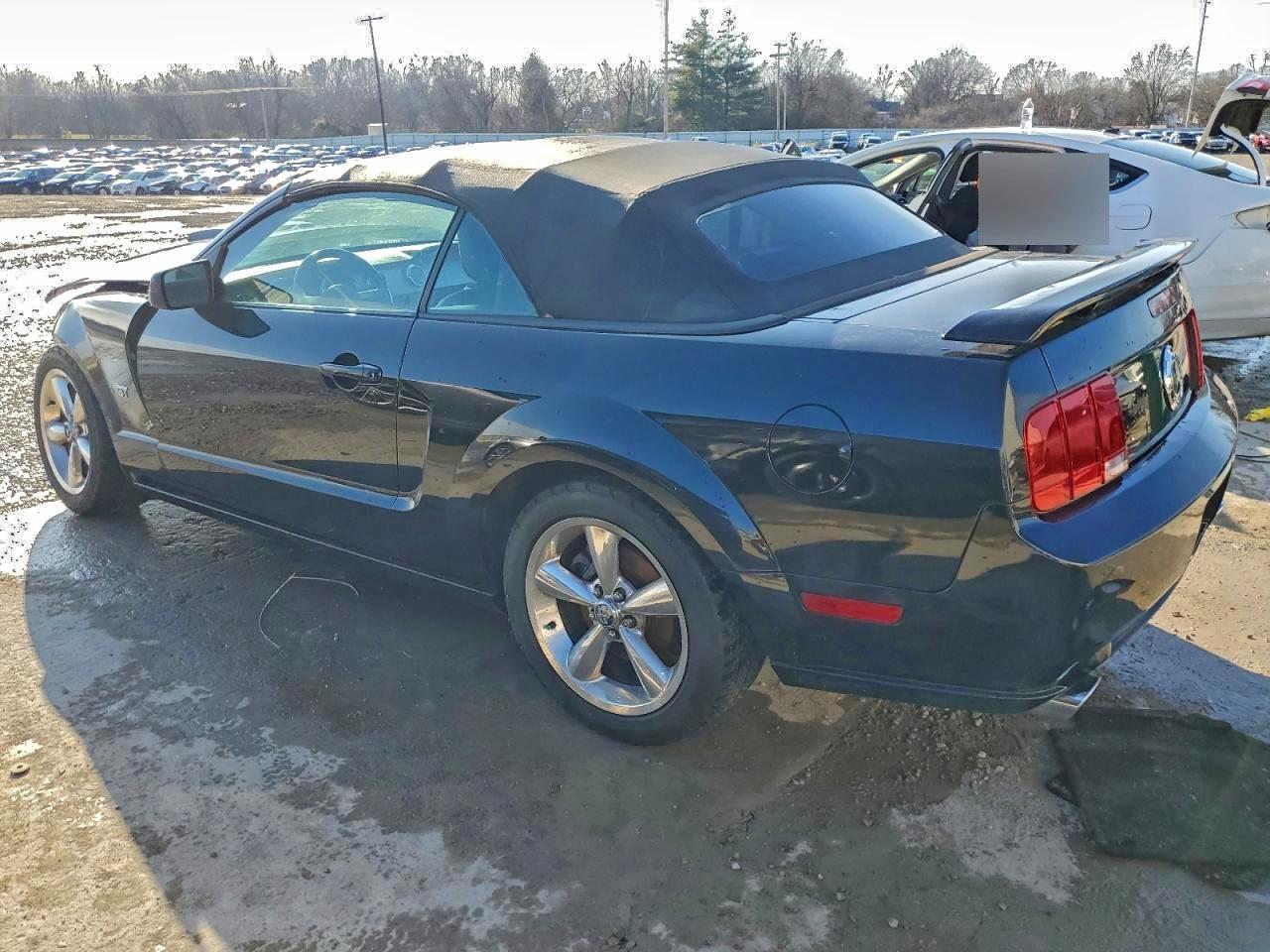 2007 FORD MUSTANG GT photo 2