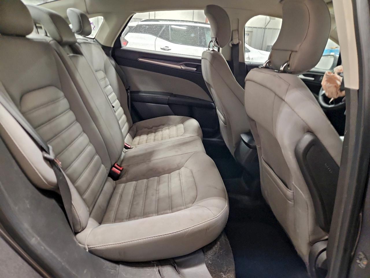 2014 FORD FUSION S photo 10