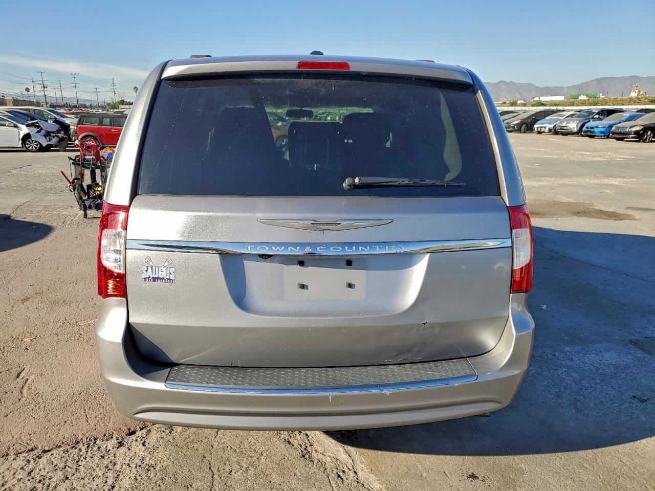 2015 CHRYSLER TOWN & COUNTRY TOURING photo 6