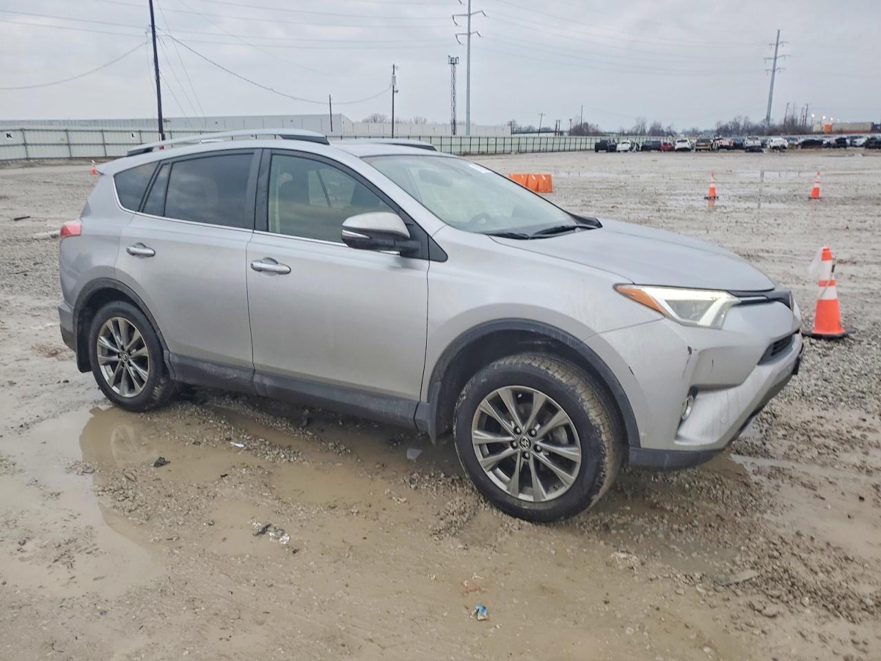 2018 TOYOTA RAV4 LIMITED photo 4
