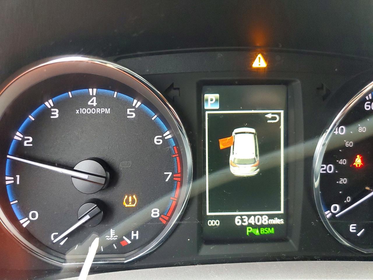 2018 TOYOTA RAV4 LIMITED photo 9