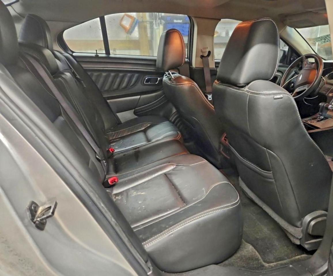 2012 FORD TAURUS SEL photo 10