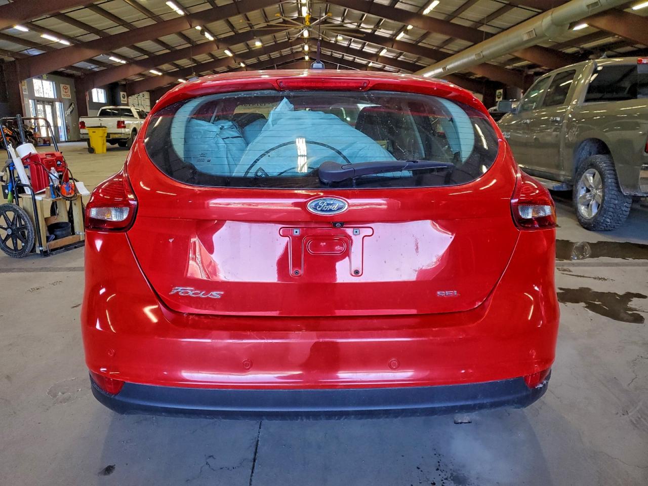 2017 FORD FOCUS SEL photo 6