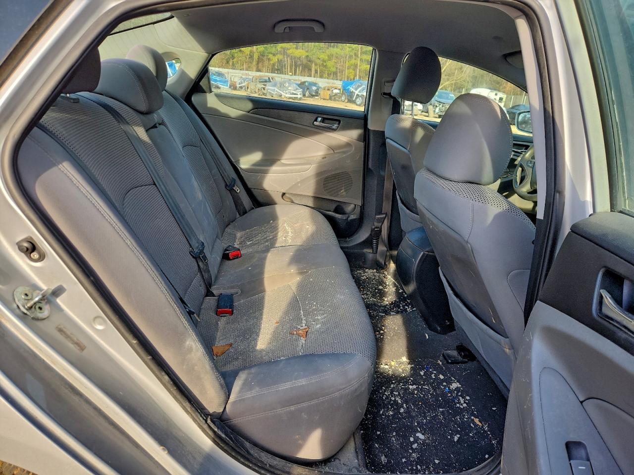 2011 HYUNDAI SONATA GLS photo 10