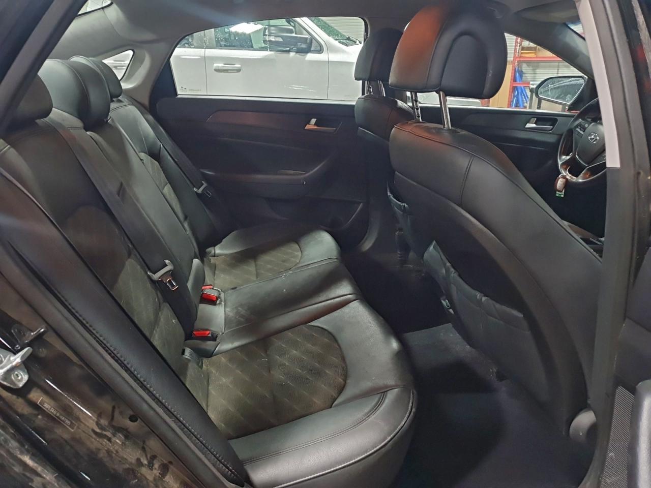 2015 HYUNDAI SONATA SPORT photo 10