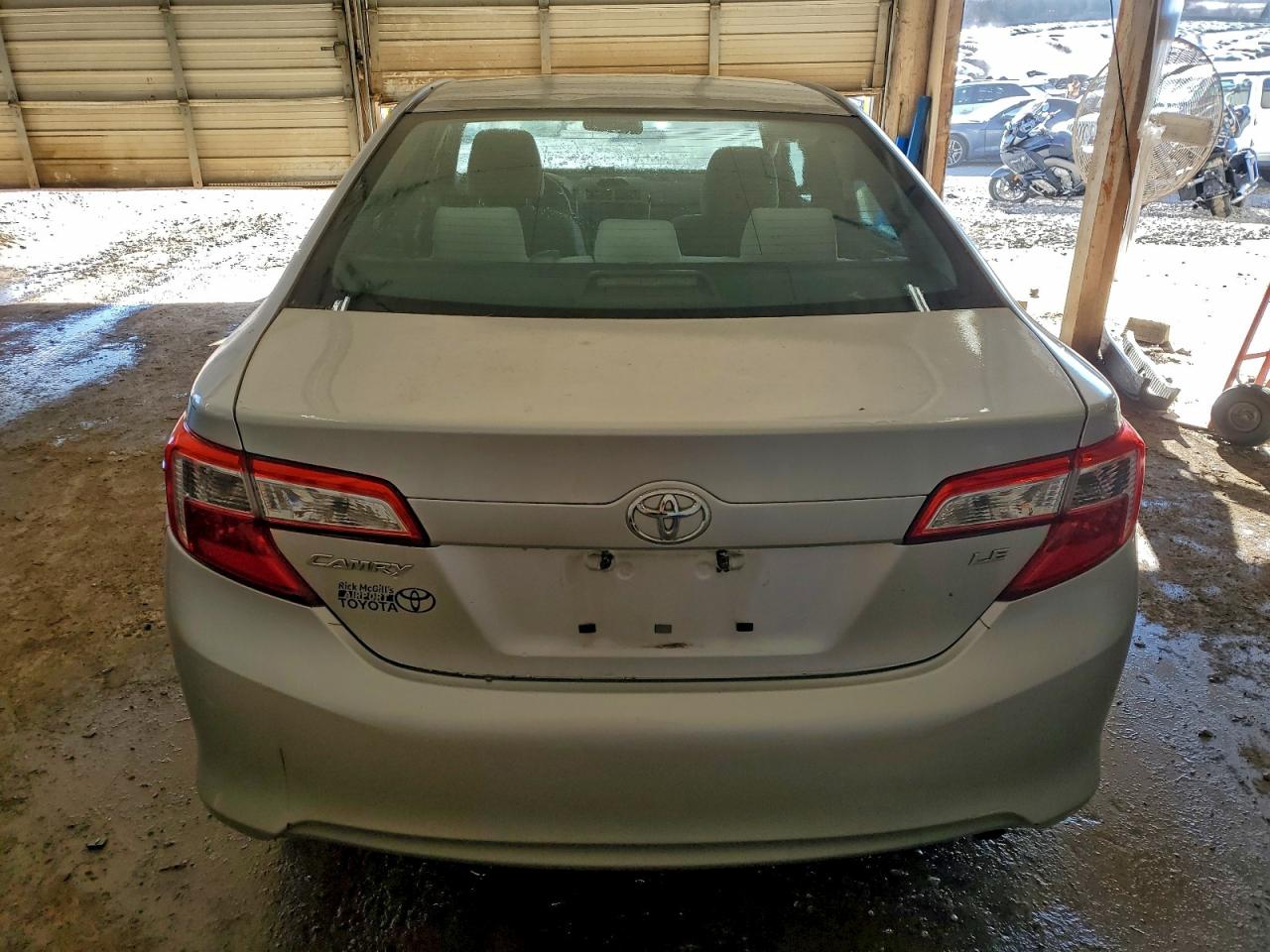 2012 TOYOTA CAMRY BASE photo 6
