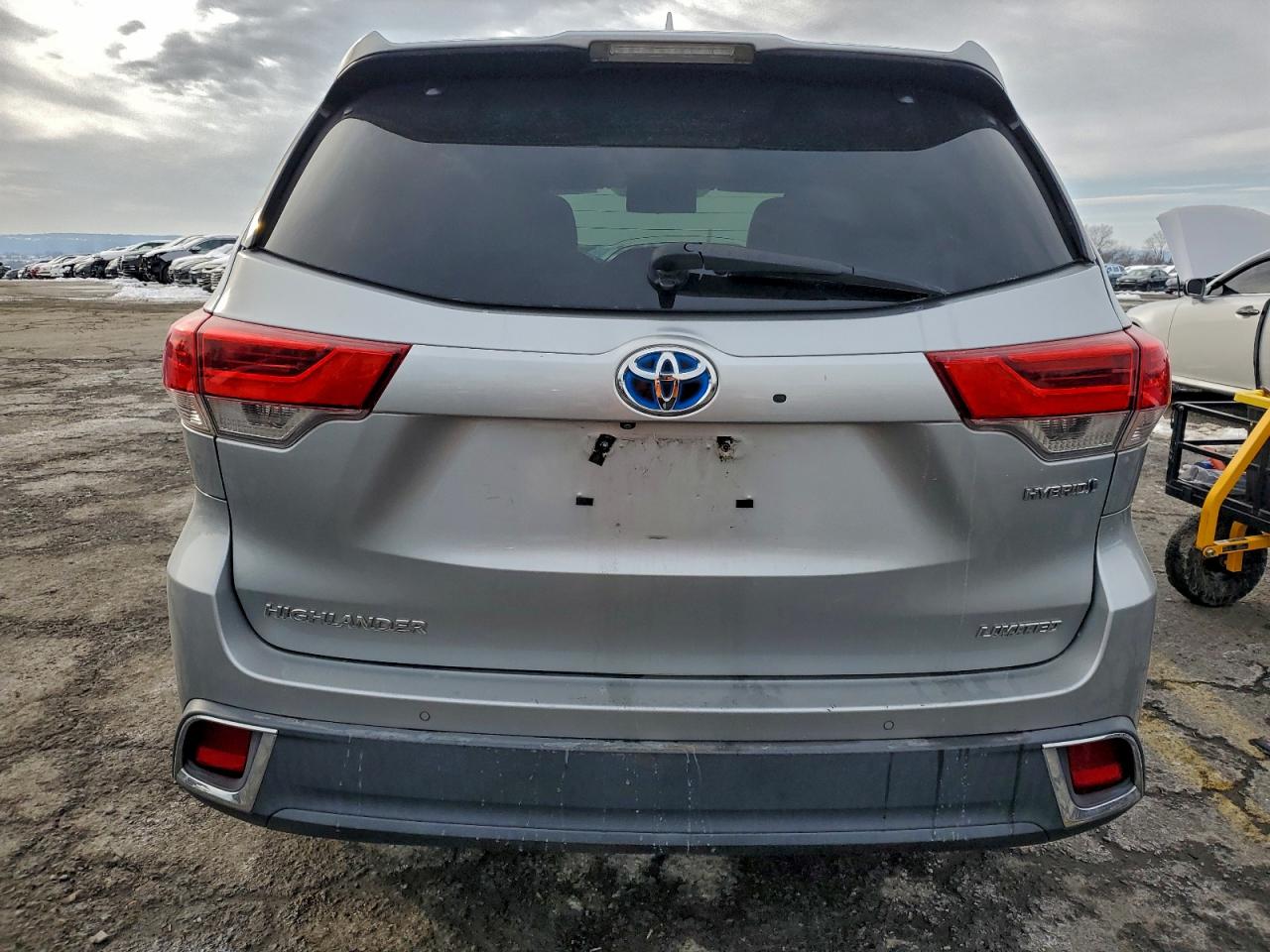 2017 TOYOTA HIGHLANDER HYBRID LIMITED photo 11