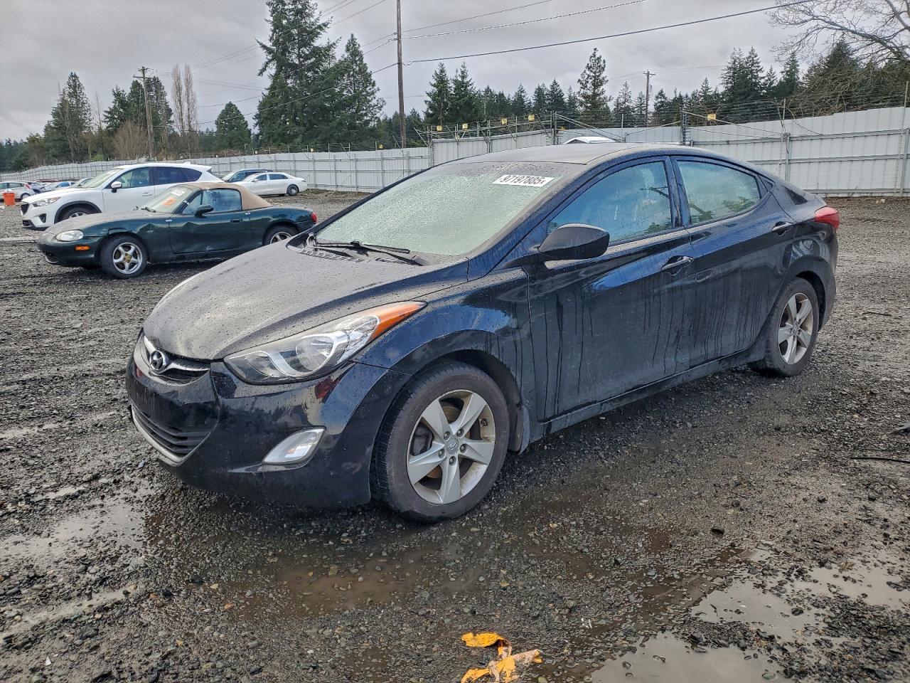 2013 HYUNDAI ELANTRA