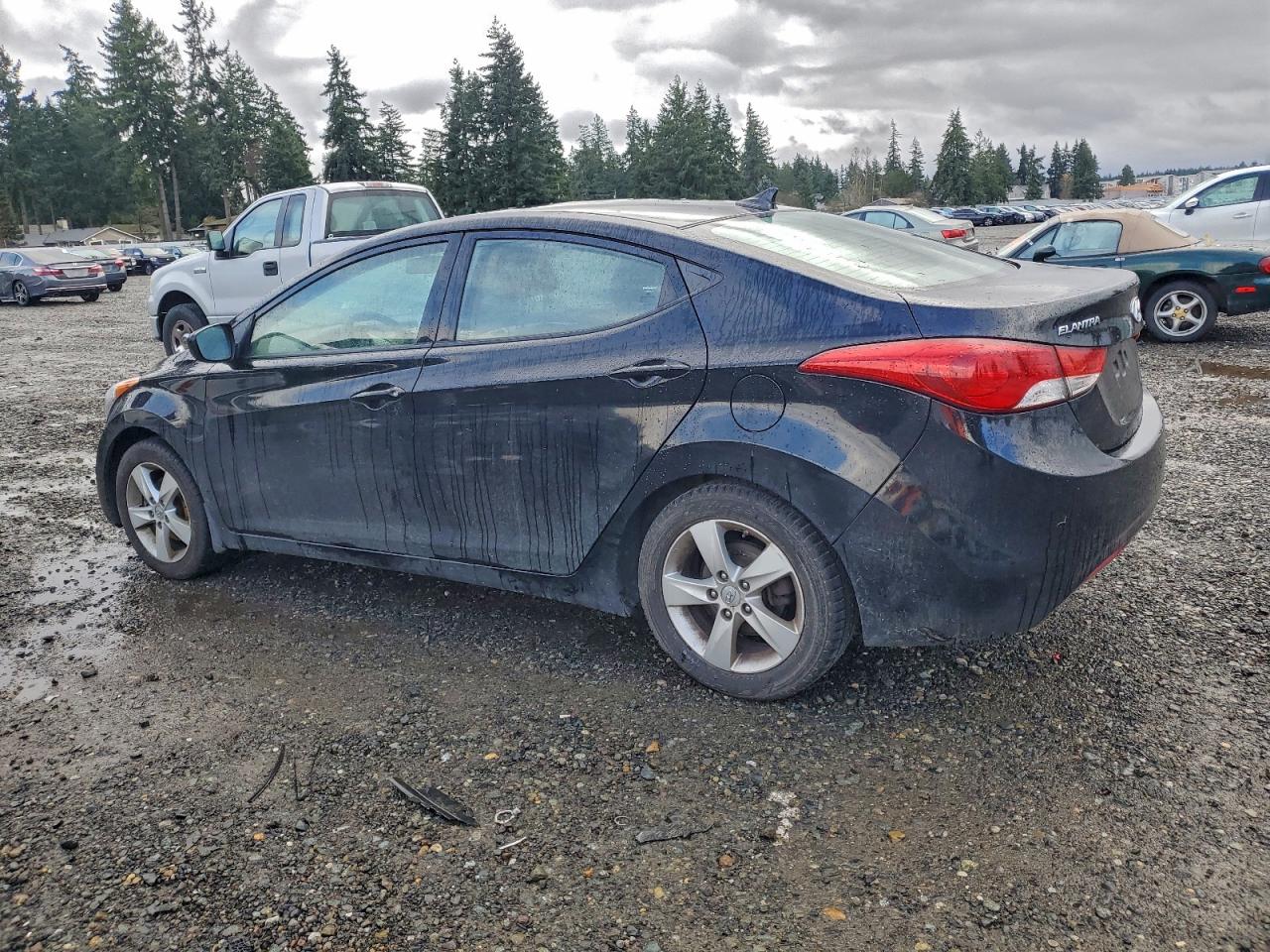 2013 HYUNDAI ELANTRA GLS photo 2