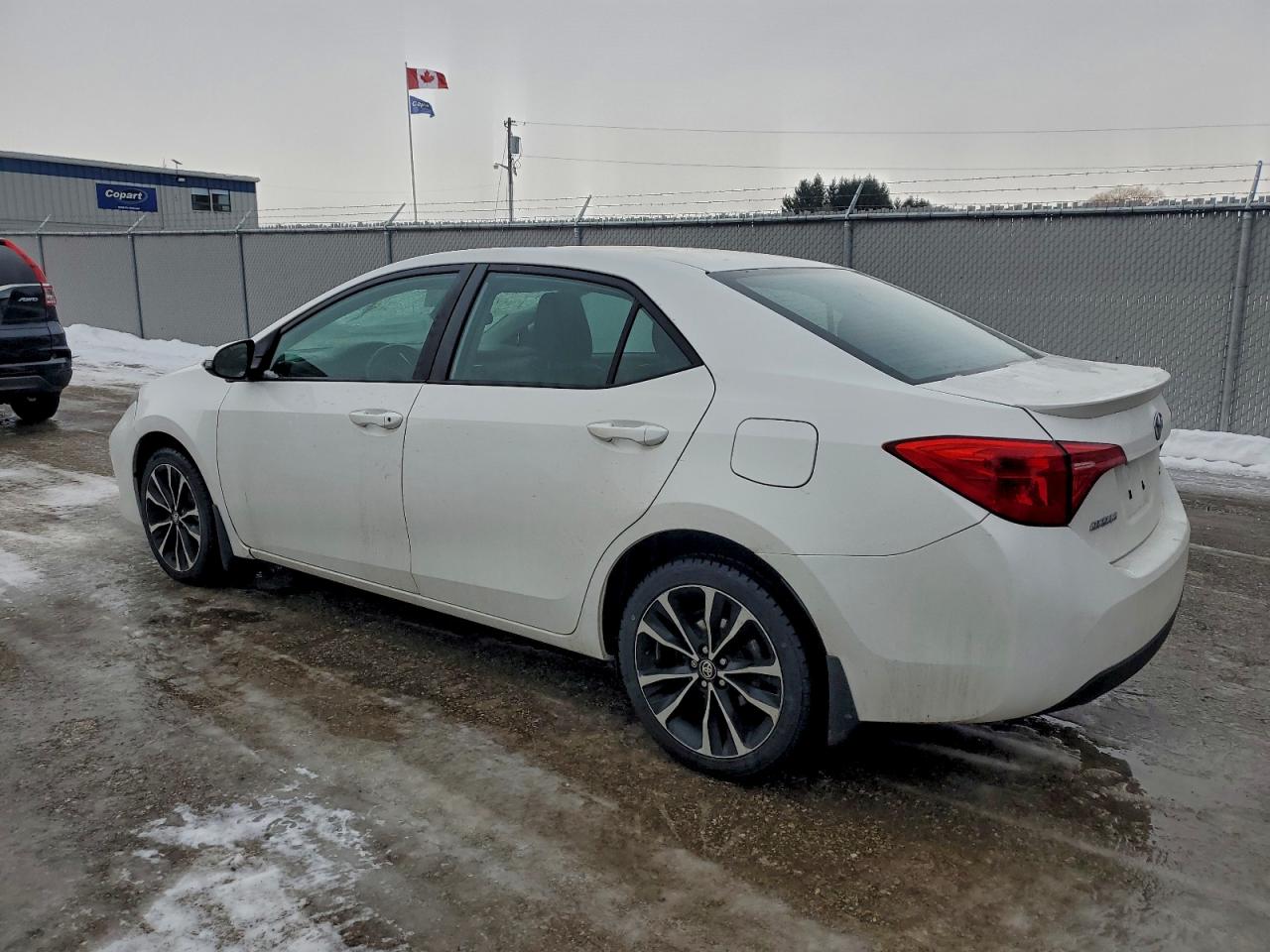 2019 TOYOTA COROLLA L photo 2
