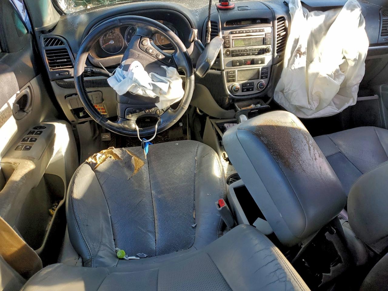 2007 HYUNDAI SANTA FE SE photo 8
