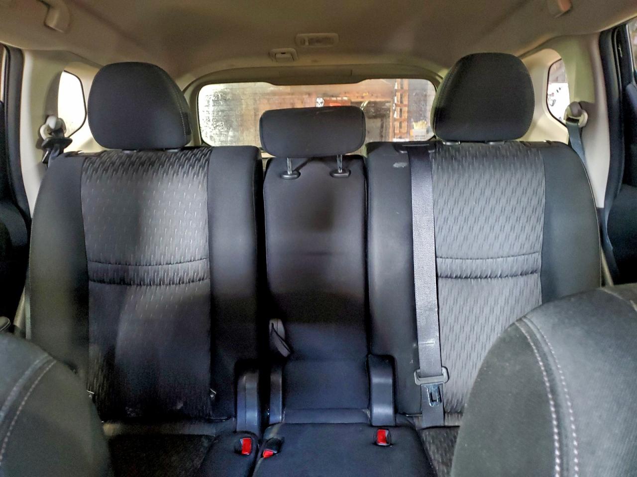 2019 NISSAN ROGUE S photo 10