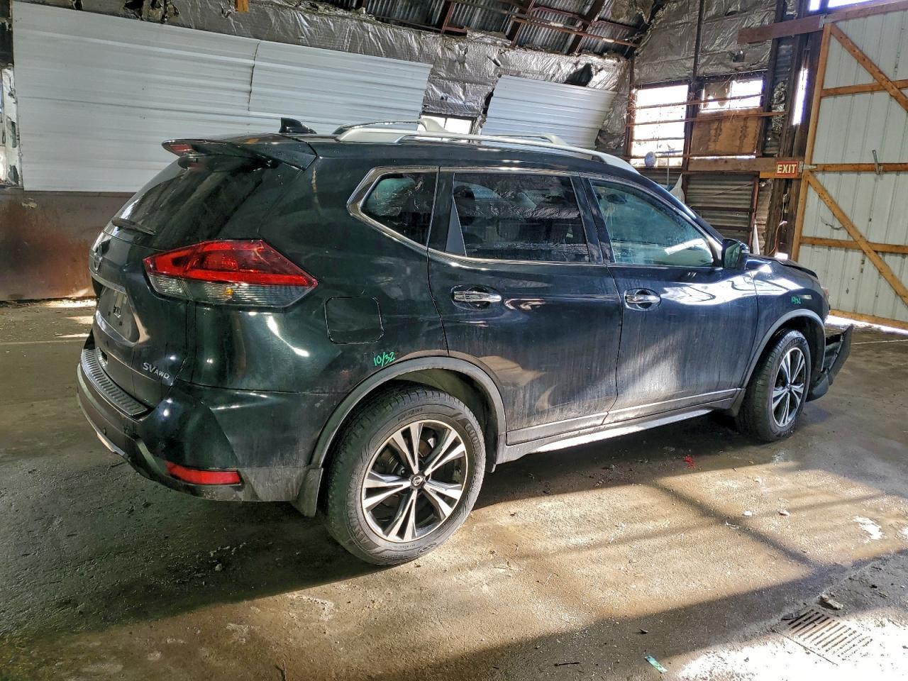 2019 NISSAN ROGUE S photo 3