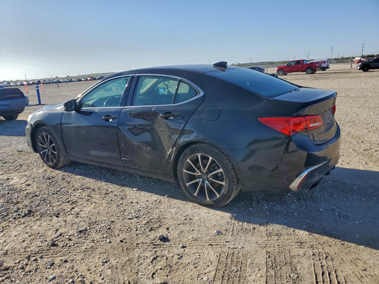 2018 ACURA TLX photo 2