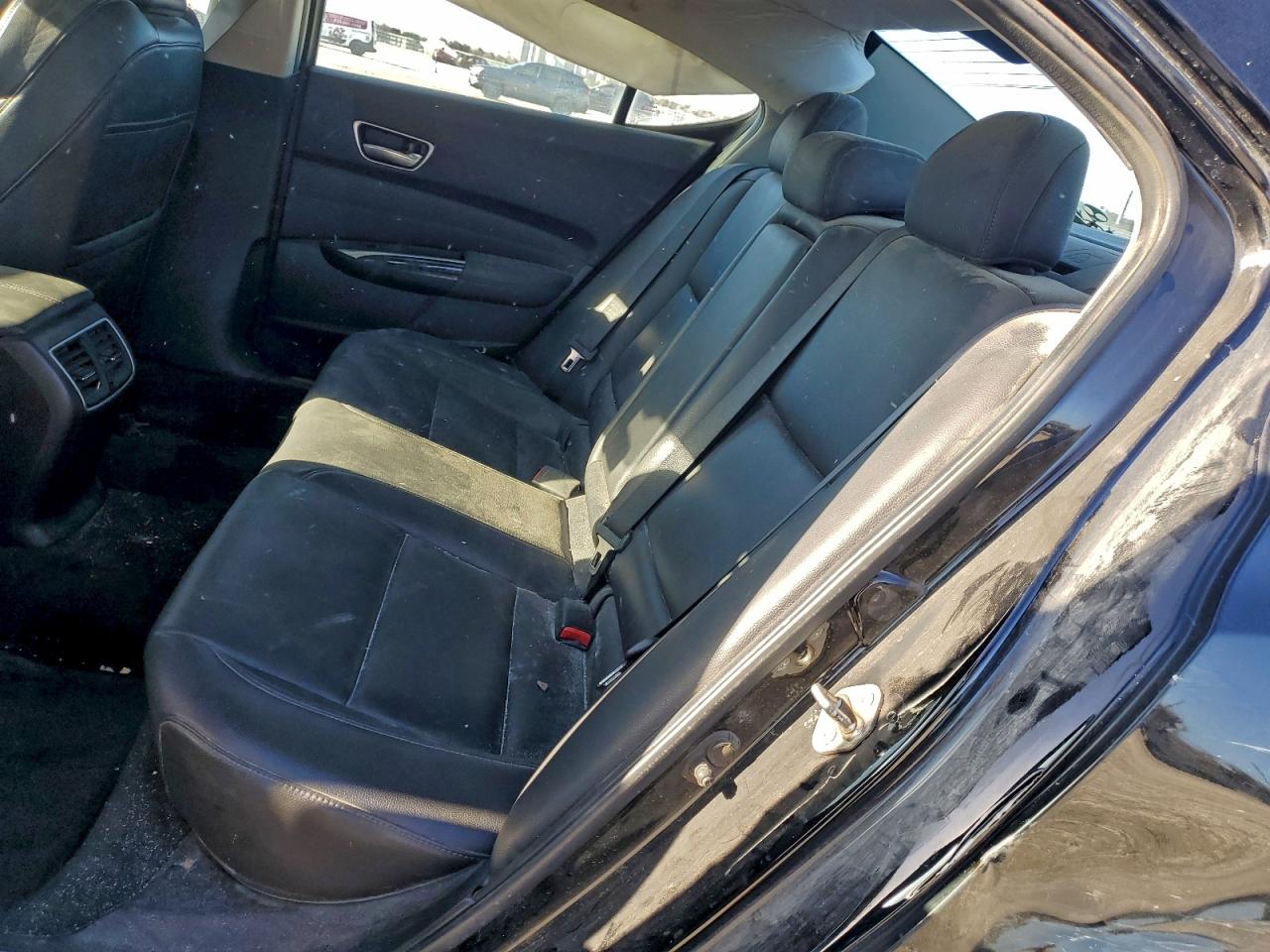 2018 ACURA TLX photo 10