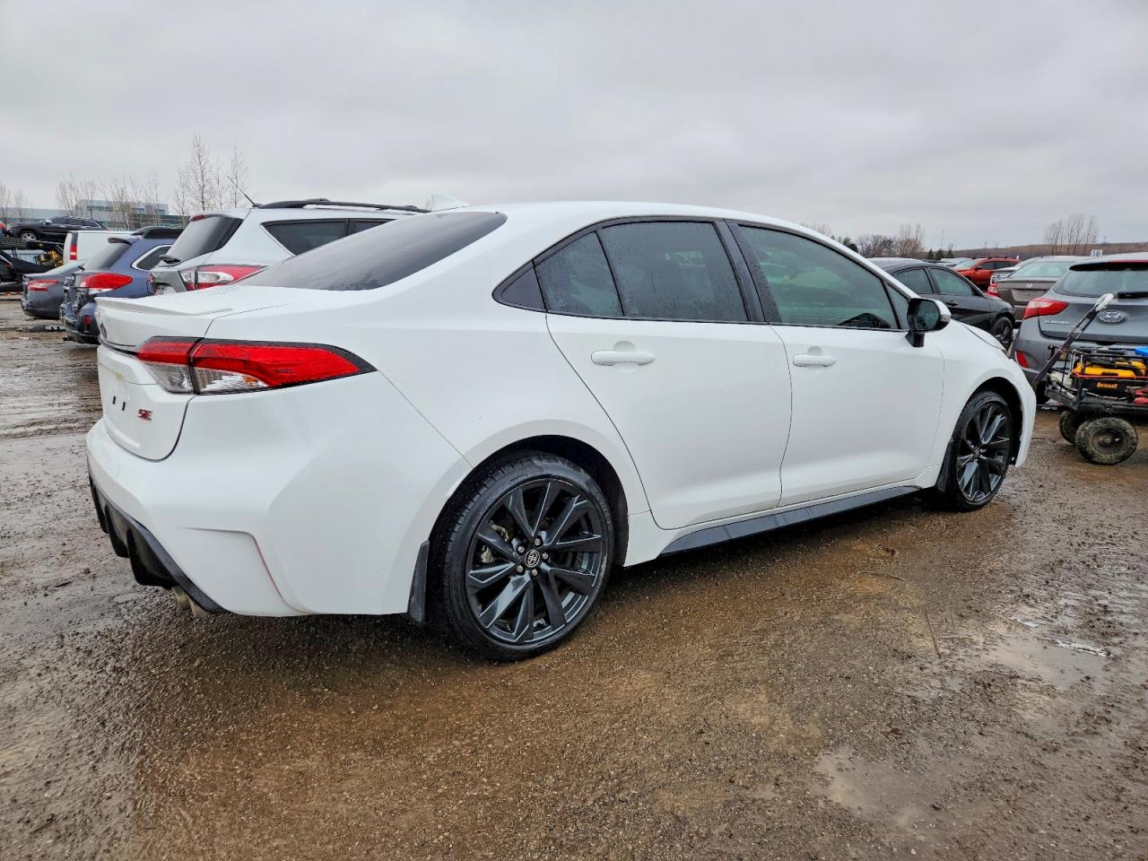 2024 TOYOTA COROLLA SE photo 3