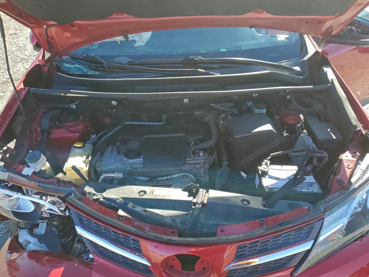 2015 TOYOTA RAV4 XLE photo 12
