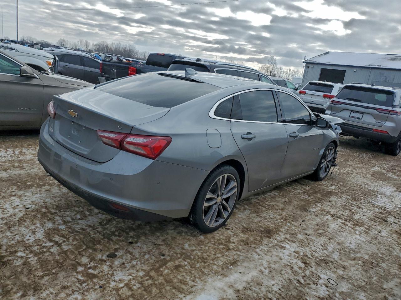 2023 CHEVROLET MALIBU PREMIER photo 3