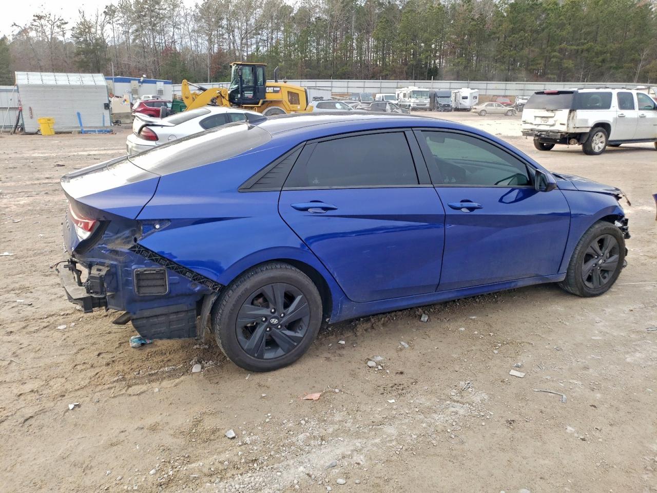2023 HYUNDAI ELANTRA SEL photo 3