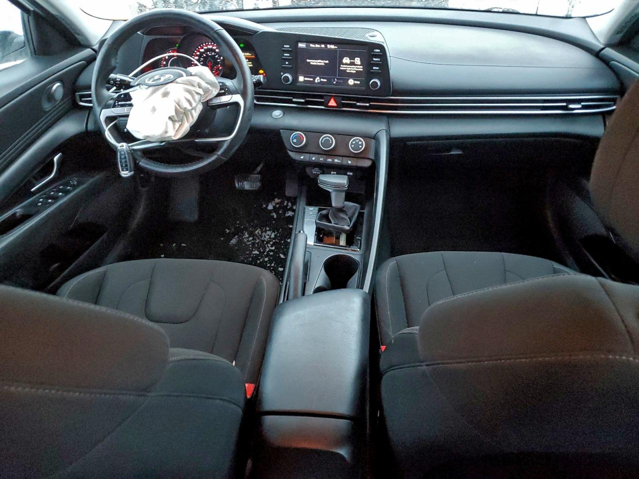 2021 HYUNDAI ELANTRA SEL photo 8