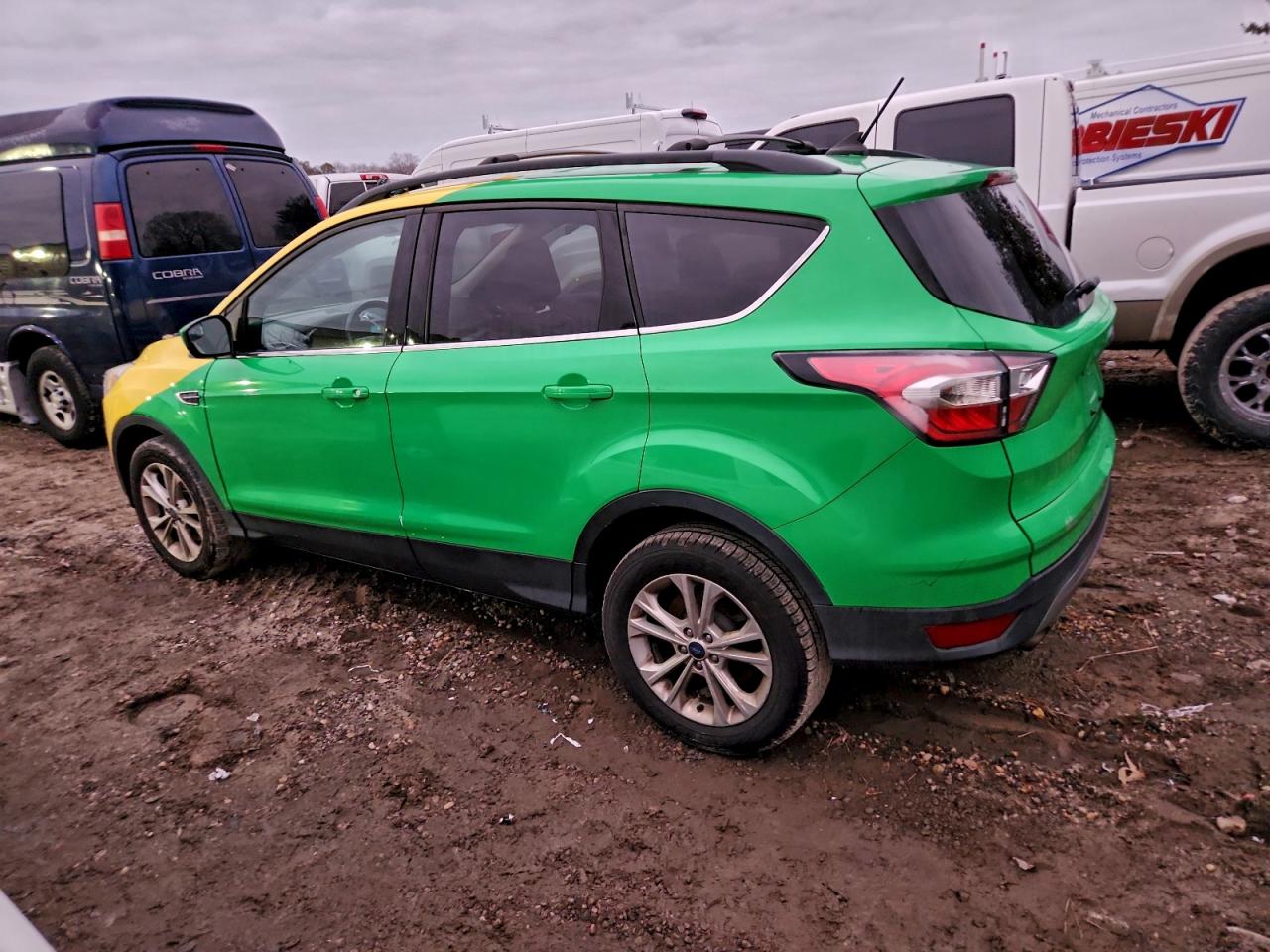 2018 FORD ESCAPE SEL photo 2