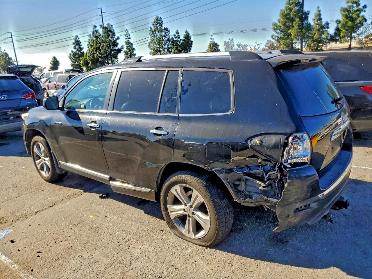 2013 TOYOTA HIGHLANDER LIMITED photo 2