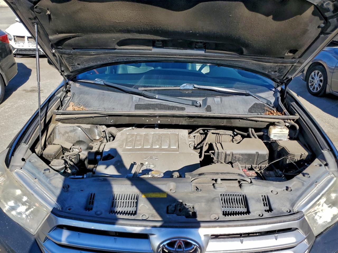 2013 TOYOTA HIGHLANDER LIMITED photo 12