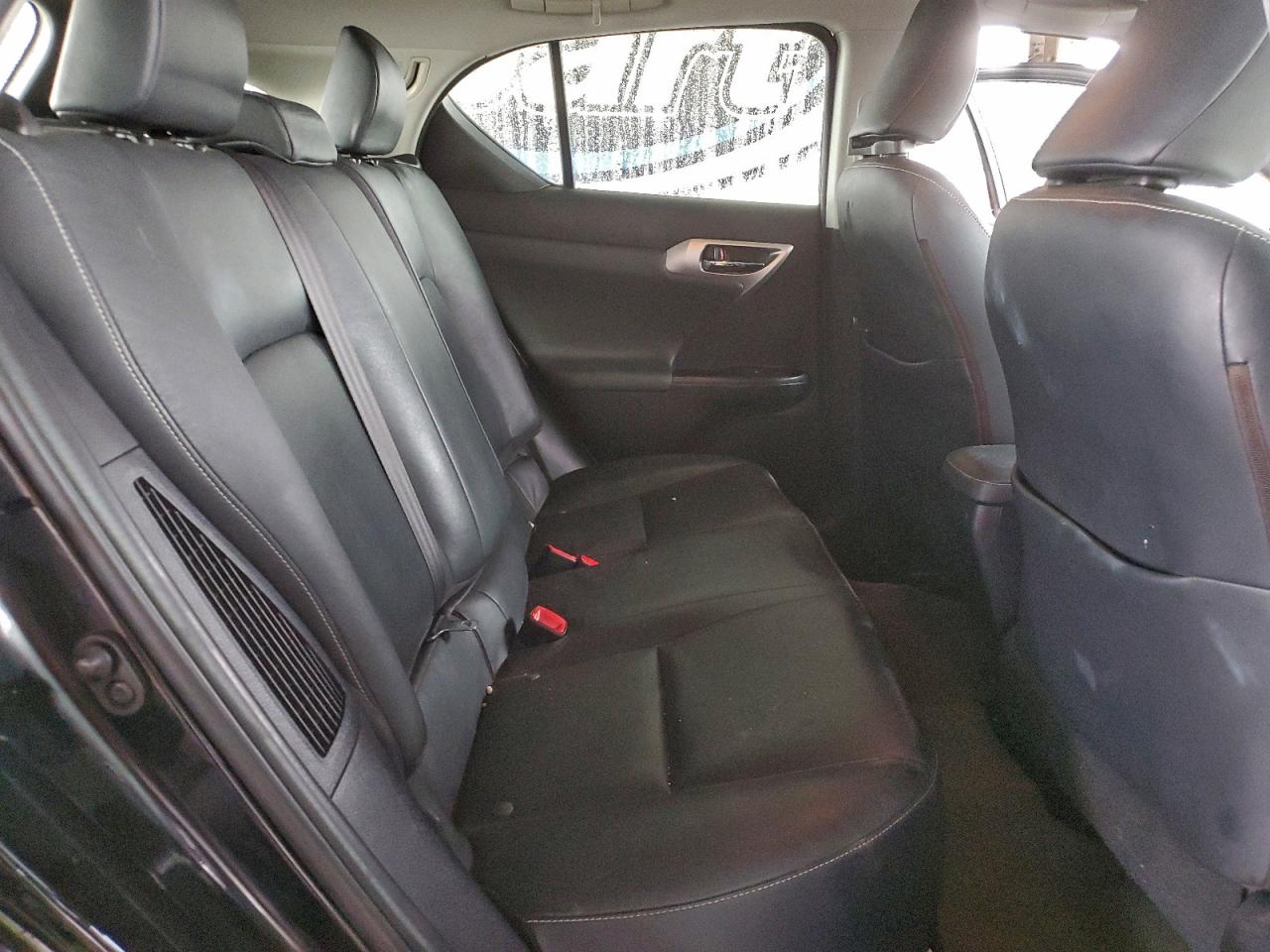 2012 LEXUS CT 200 photo 10