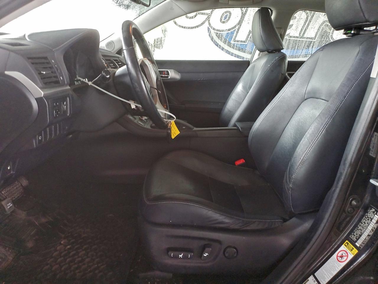 2012 LEXUS CT 200 photo 7