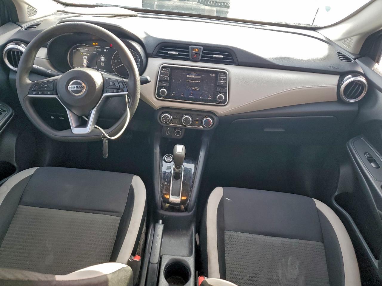 2021 NISSAN VERSA SV photo 15