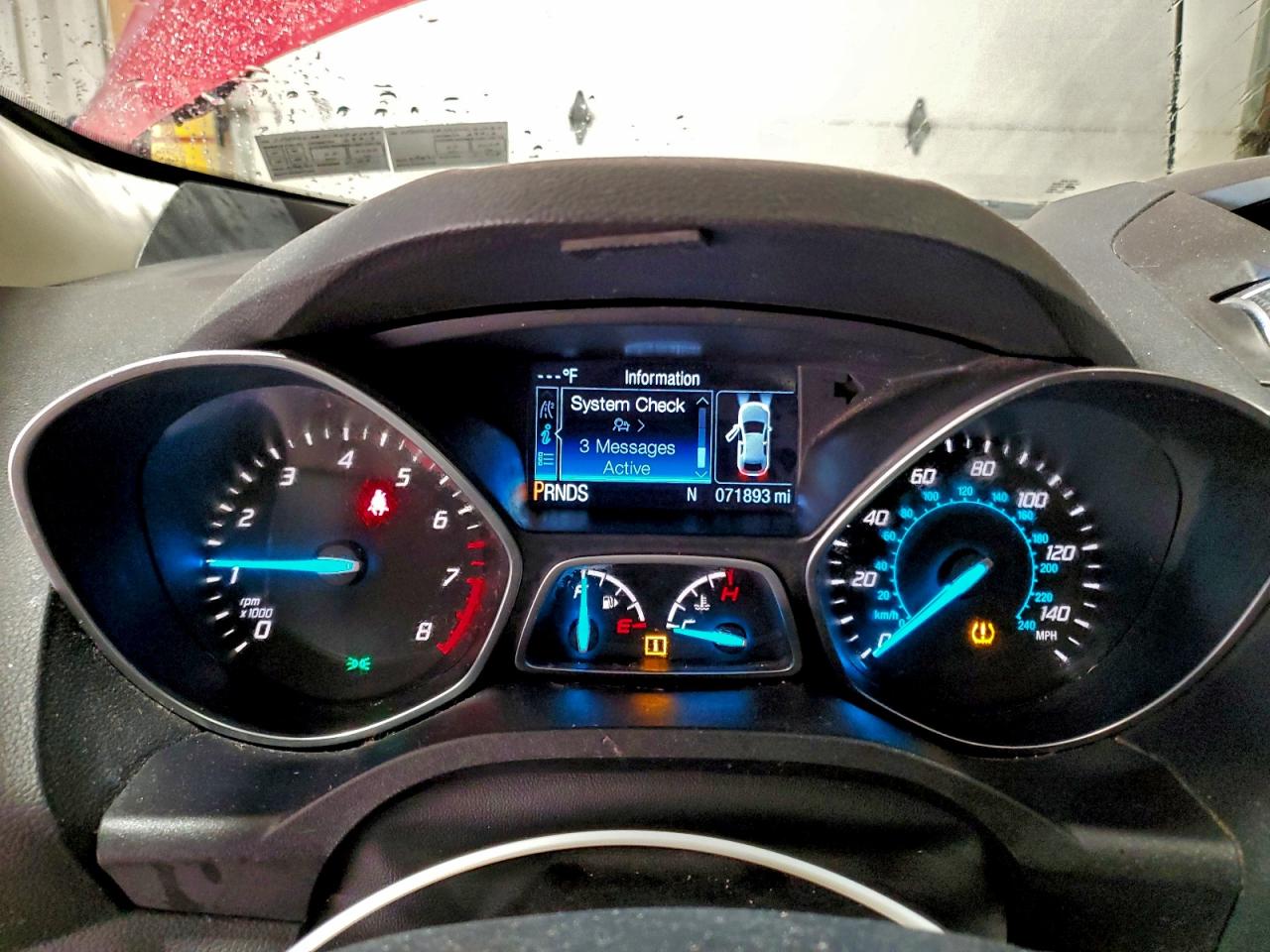 2016 FORD ESCAPE SE photo 17