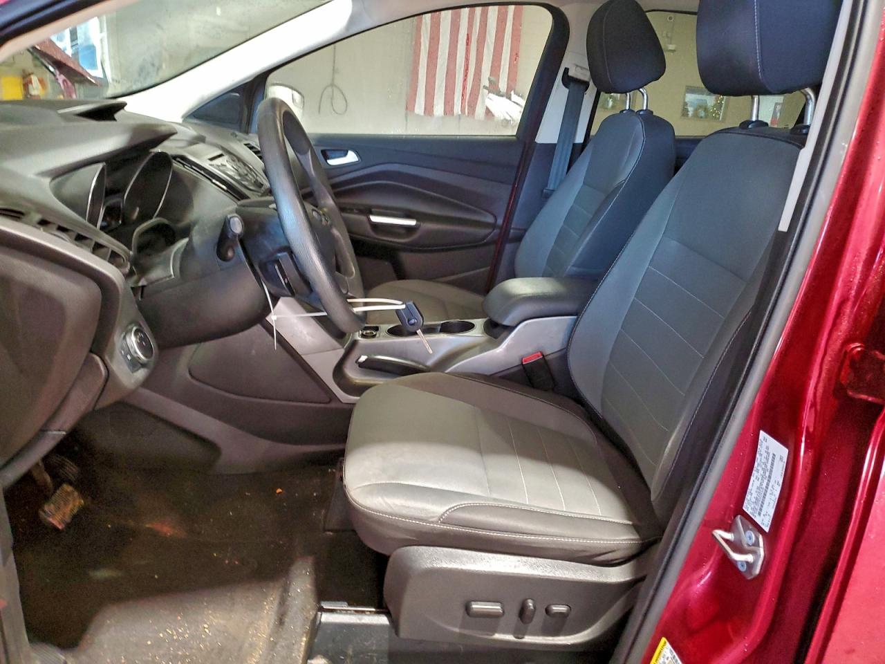 2016 FORD ESCAPE SE photo 13