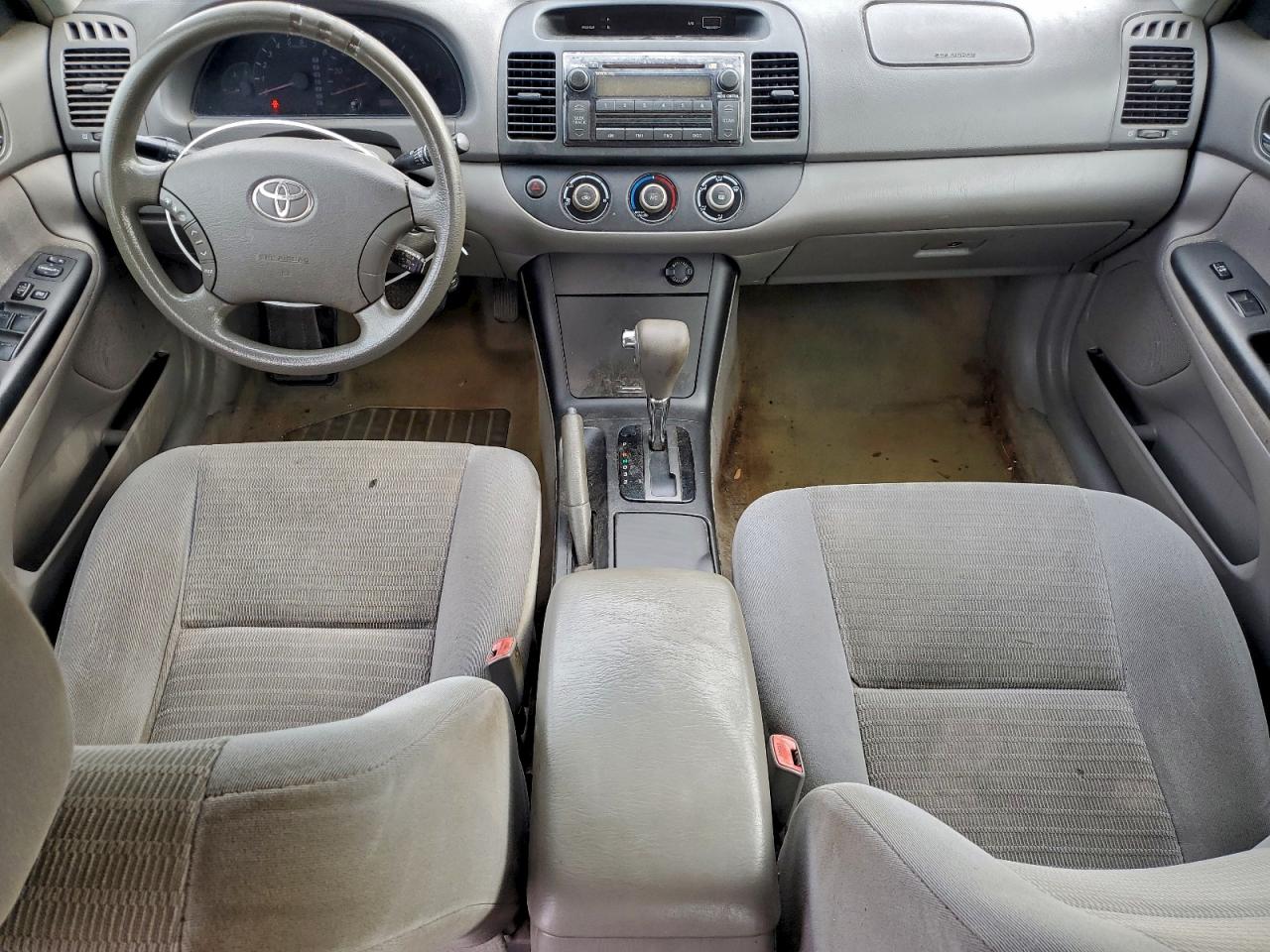 2006 TOYOTA CAMRY LE photo 8