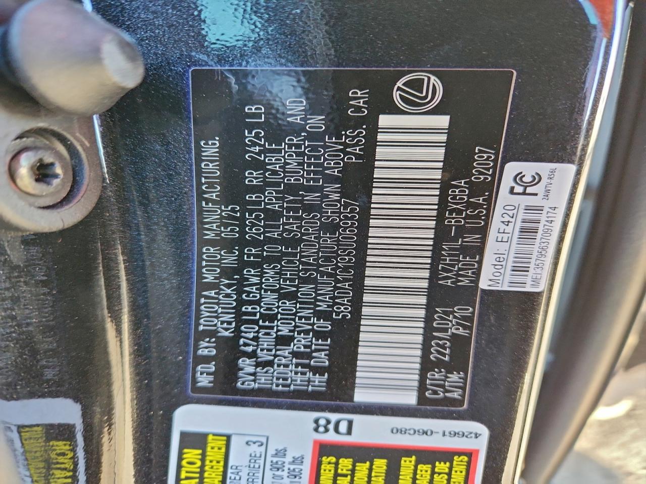 2025 LEXUS ES 300H BASE photo 13